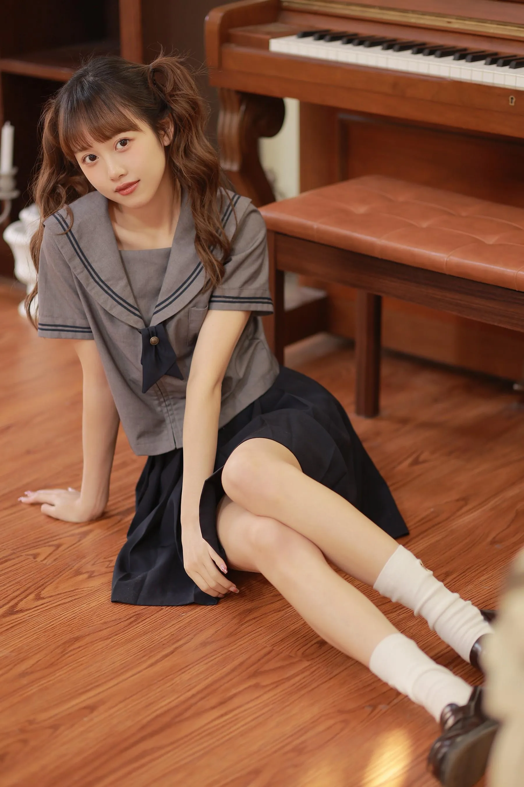 [YITUYU艺图语]2022.09.11 黑白琴键 -金鱼yu [22P]插图7